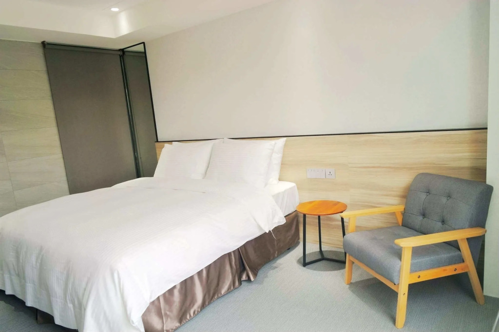 D D Hotel