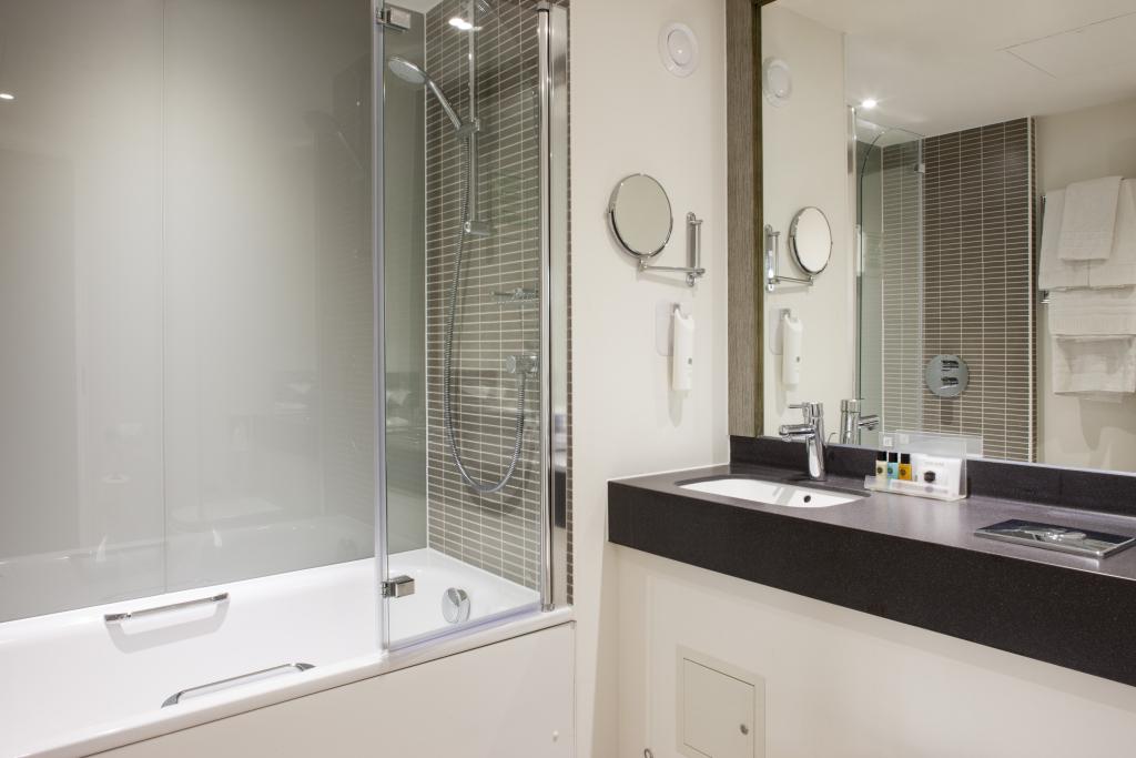 Holiday Inn Lancaster by IHG