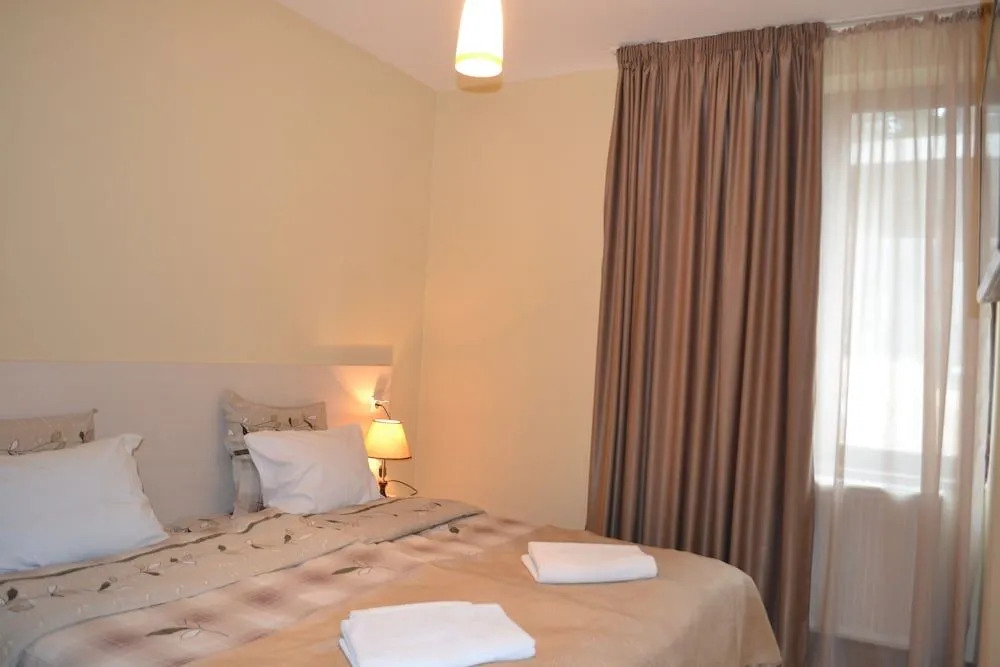 Motion Hotel