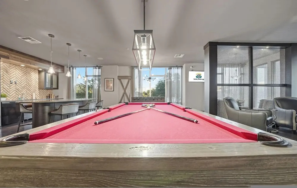 Chic 2BR w Pool Pet-friendly Unit 14