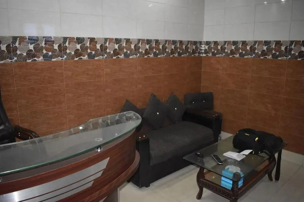 Hotel Basaira