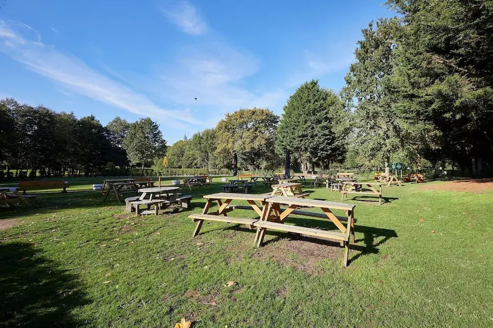 Host Stay Brackencroft Lodge