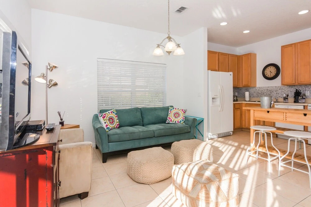 Trendy Townhome at Coral Cay CC2316