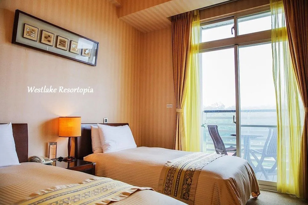 West Lake Resortopia