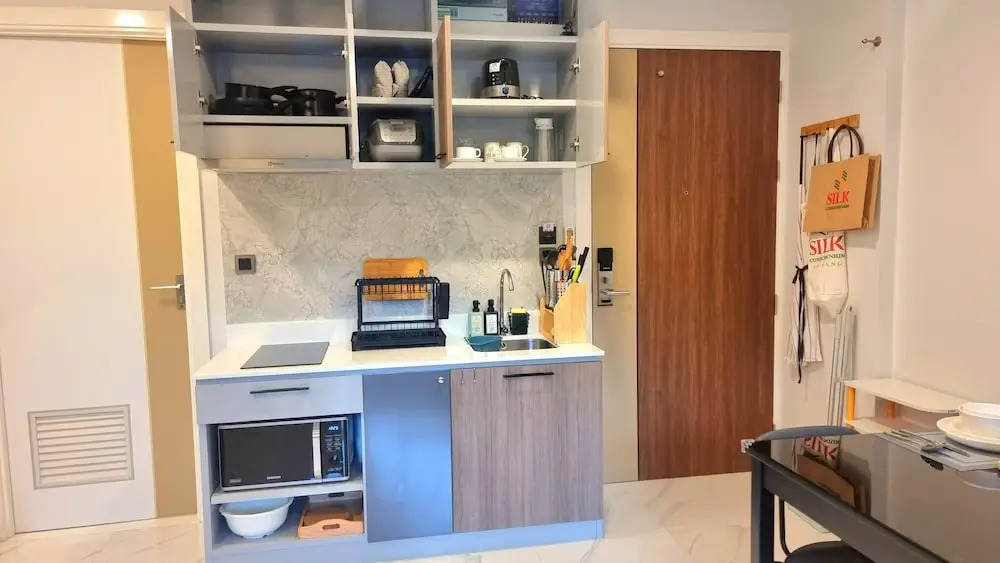 B507 - 1 Bedroom Condo Top Floor Pool View, Ao Nang