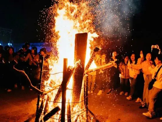 Dunhuang Yumo Stars Desert Camping Starry Sky Homestay
