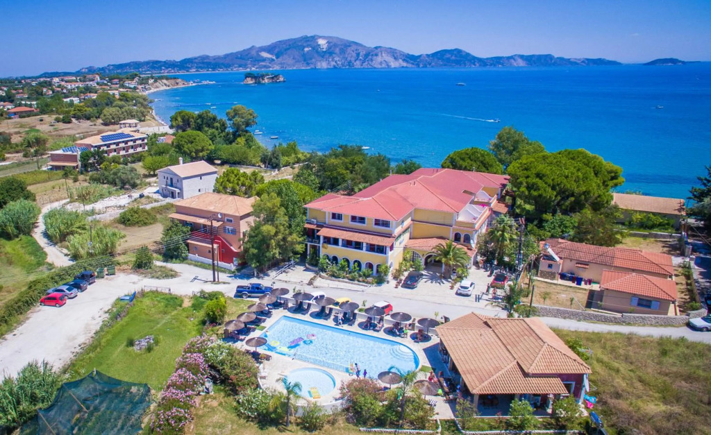 Отель Porto Koukla Beach