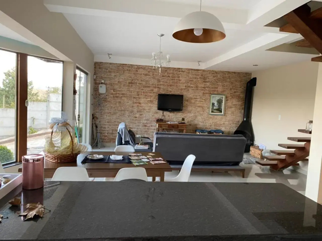 Casa de fino acabamento e conforto em Monte verde