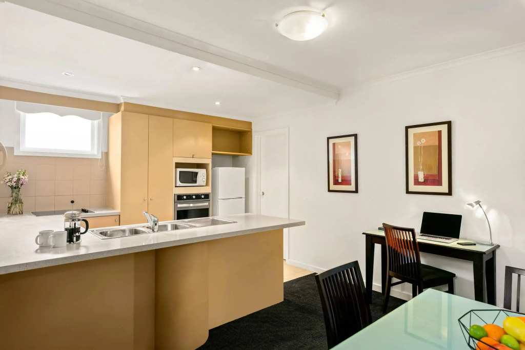 Comfort Apartments Royal Gardens