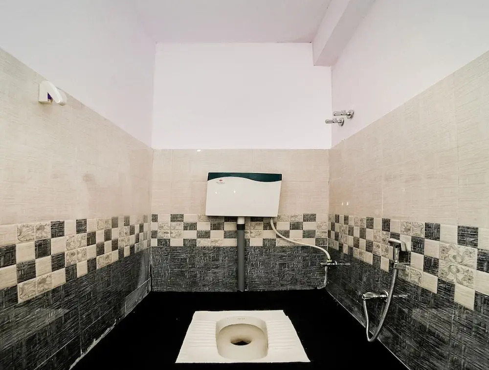 Spot On 46331 Hotel Kushas