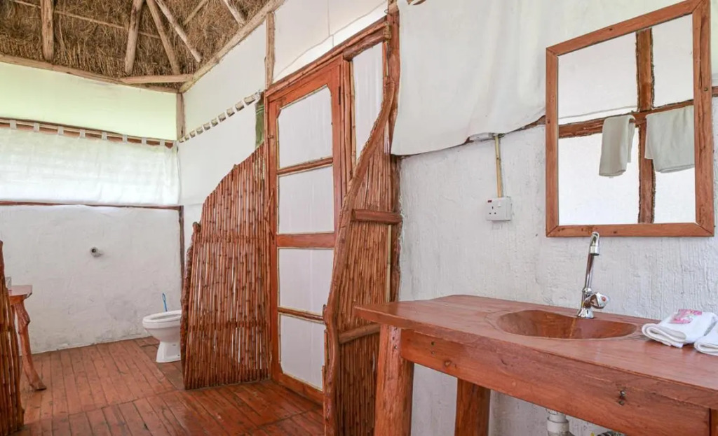 Kazinga Wilderness Safari Camp