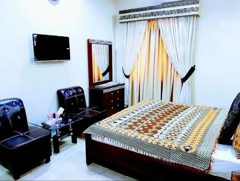 Galaxy Family Hotel Karachi Airport