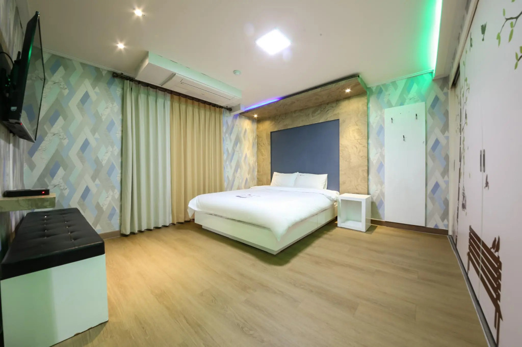 Camellia Hotel