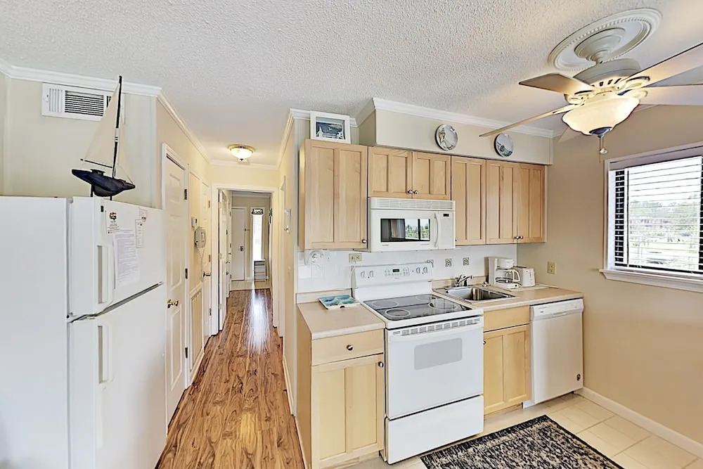 A201hhbt 1 Bedroom Condo