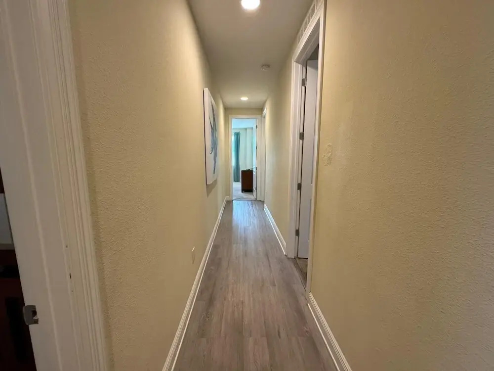 7613-8-bl-only 10 Minutes From Disney