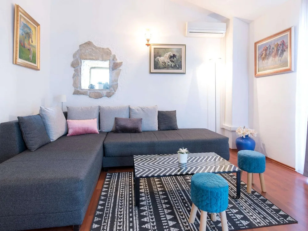 Holiday Home in Podstrana near Beach