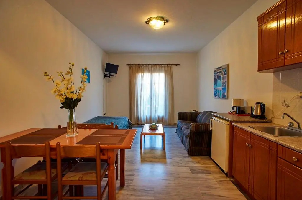 Christinantzela Apartments