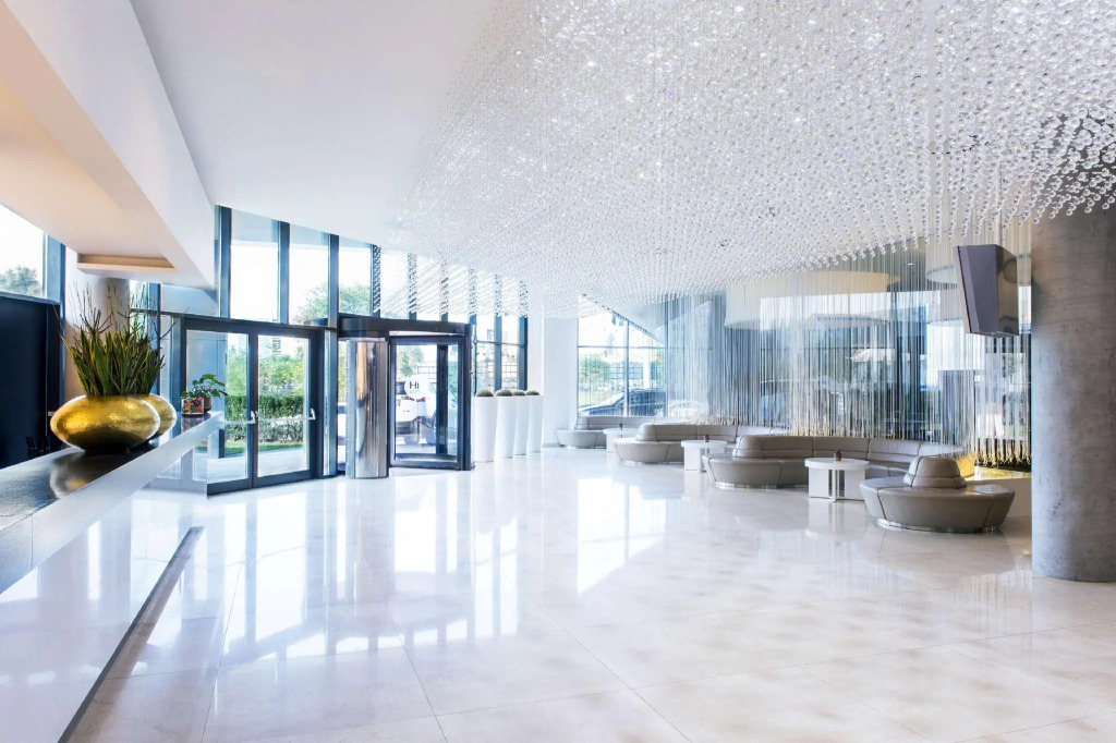 NH Bratislava Gate One