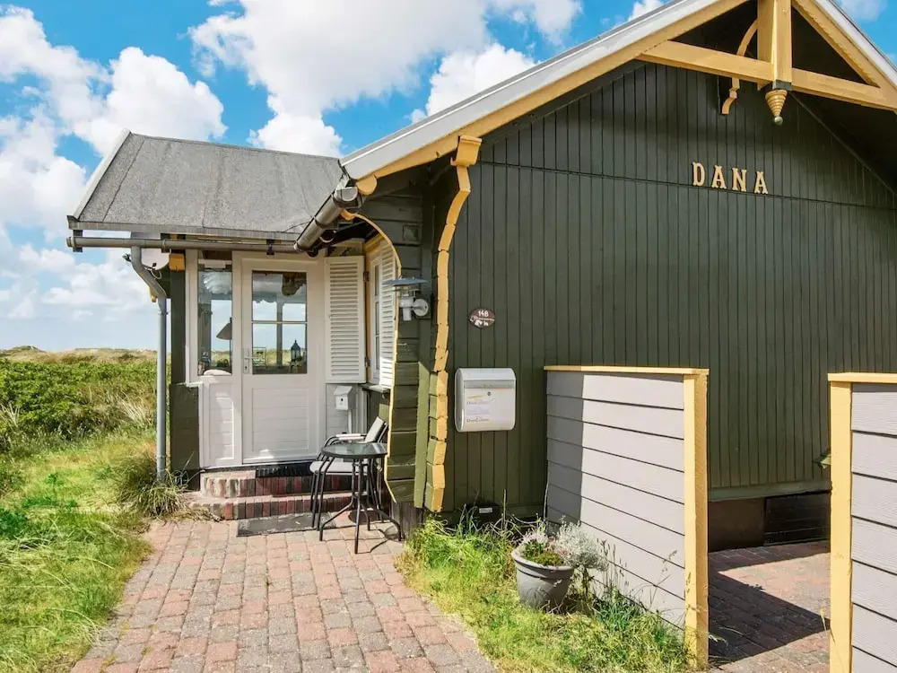 Vintage Holiday Home in Rømø near Beach