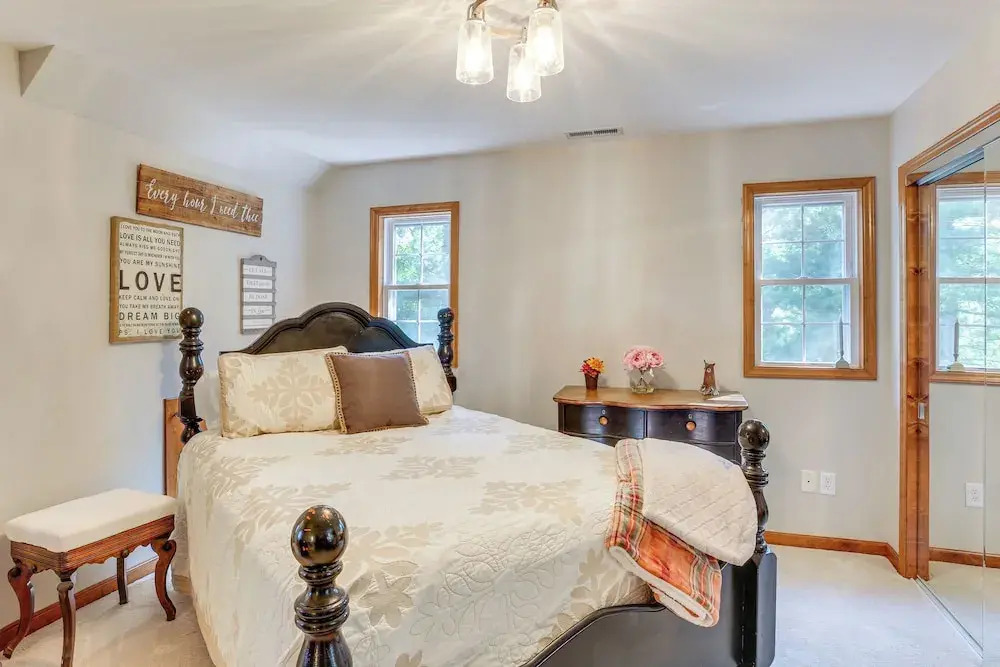 Golf, Hike & Explore: Blue Ridge Mtn Haven w/ Deck
