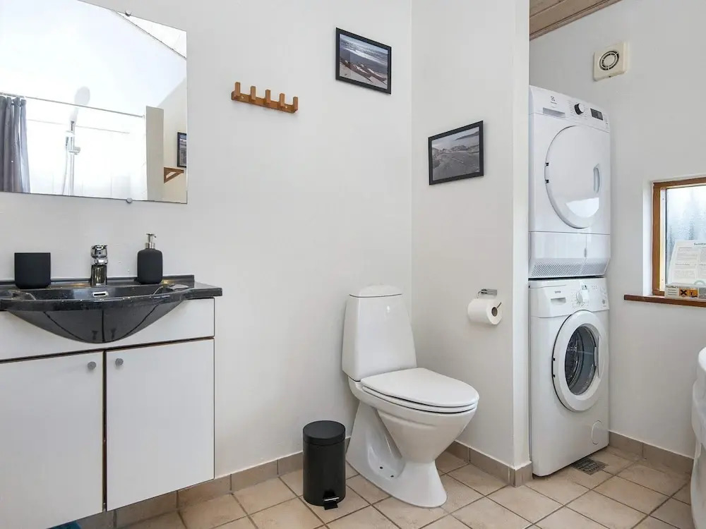 6 Person Holiday Home in Ulfborg