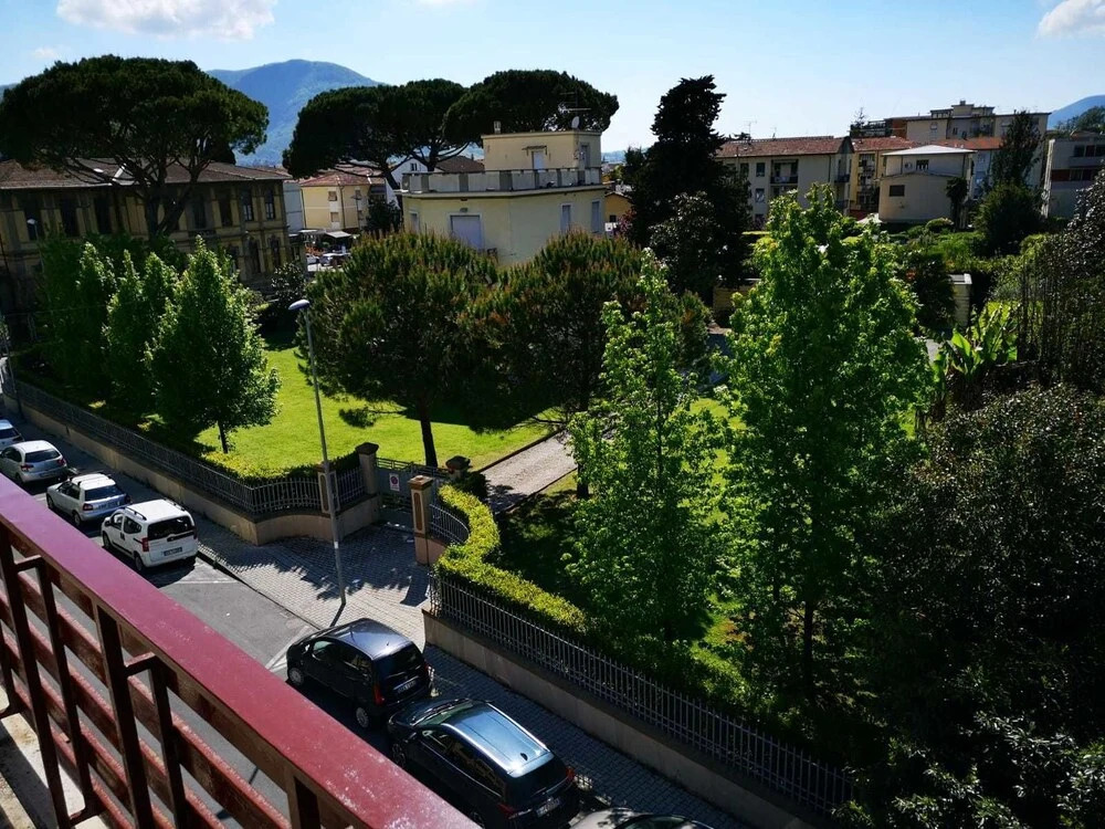 Aliki Houses