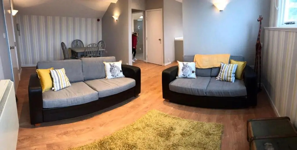 Apartment 5, Cornerhouse Apartments