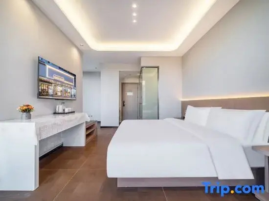 Yijianglou Hotel (Tonglu Fuchunjiang)