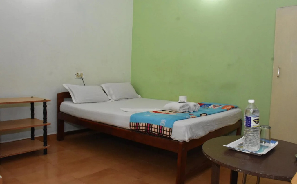 La Cayden's Guest House