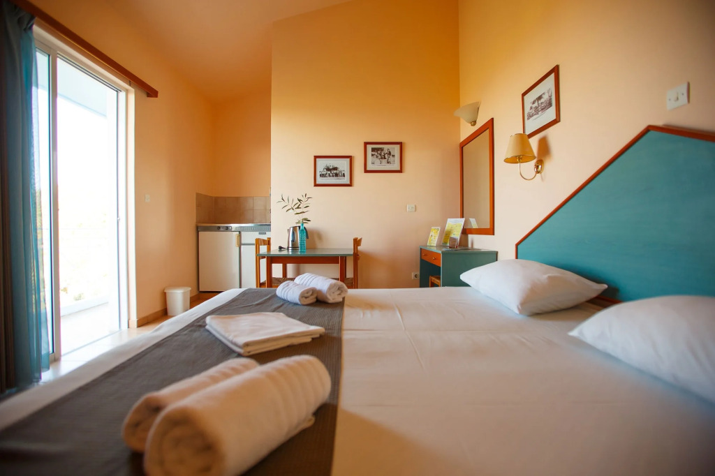 Filoxenia Apartments & Studios