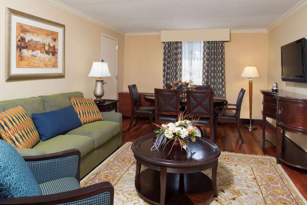 DoubleTree by Hilton Hotel Grand Rapids Airport