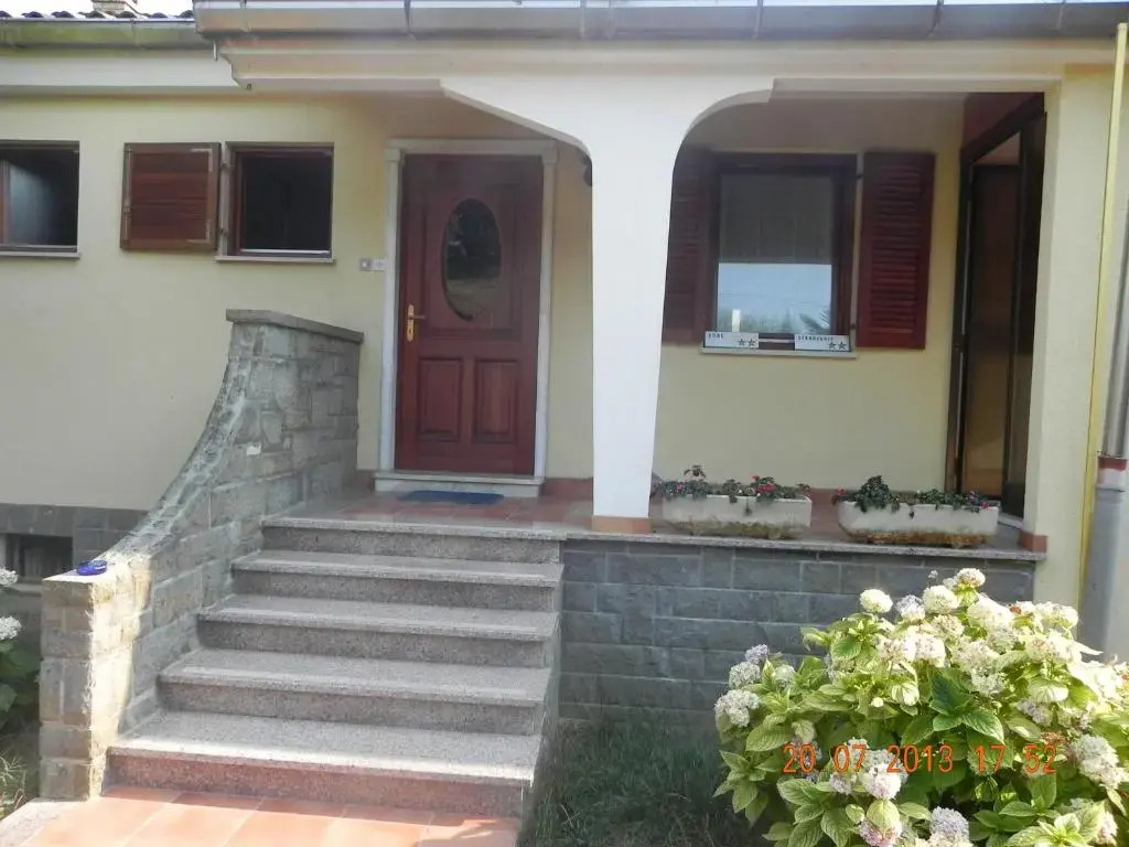 Rooms and Apartments Roza