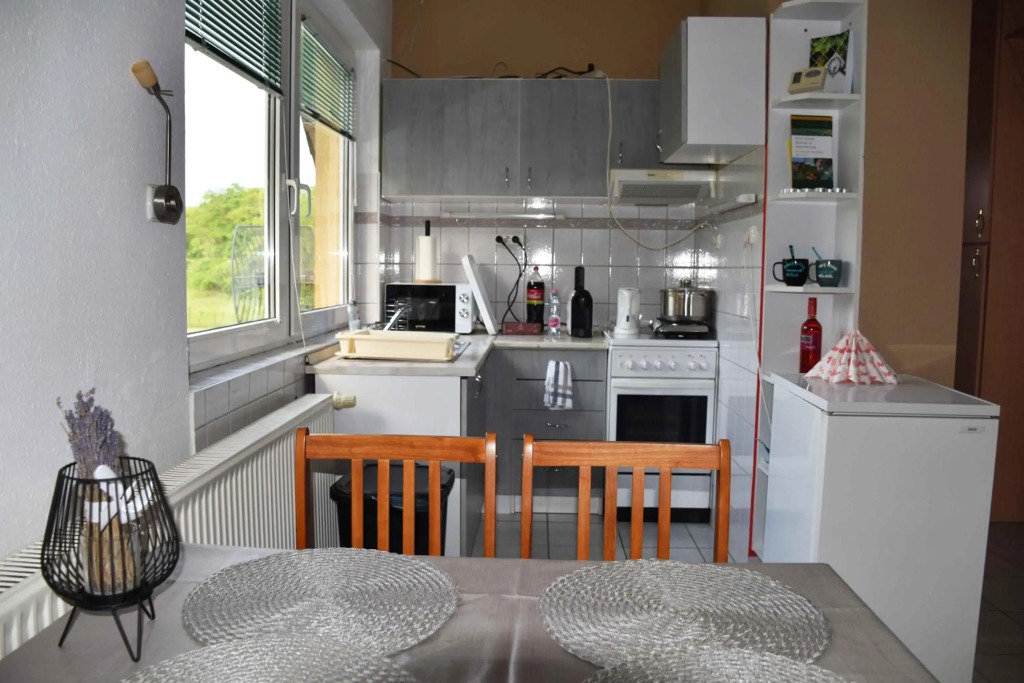 Pilikán Apartments - Park - Vineyard & Sheep farm