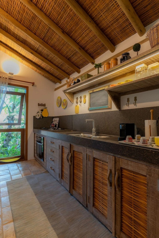 142D Casa com 03 Suítes em Trancoso