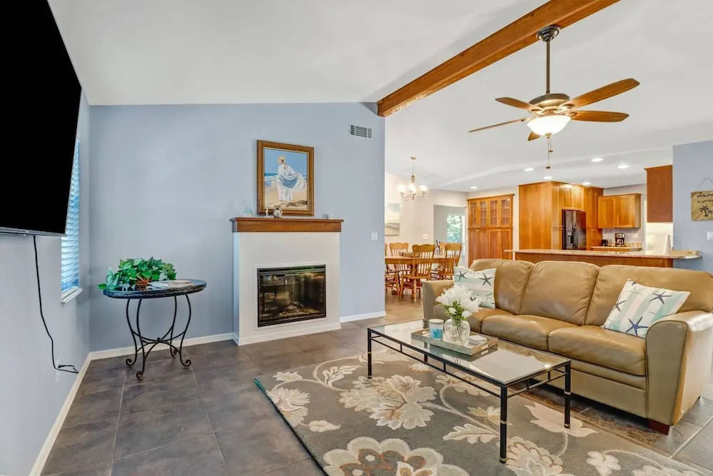 1410 SW 18th Ter