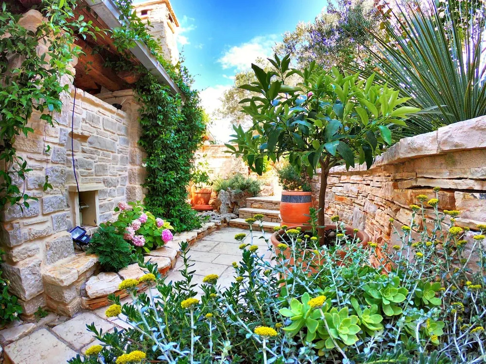 Apartments Zrinka