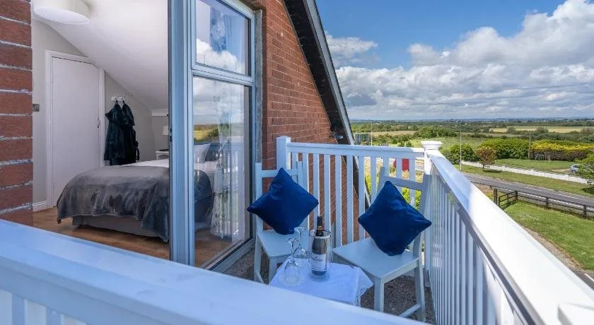 Coral Gables Guesthouse & Campsite