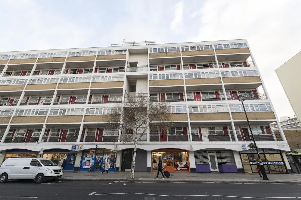 Bright 3 Bedrooms in Central London/lupus Street