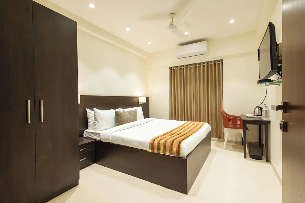 Freesia Residency by Express Inn