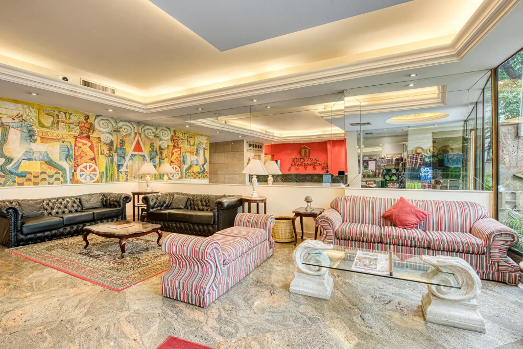 Augustos Copacabana Hotel