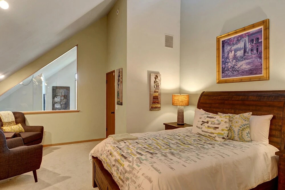 Madison Park Manor - Three Bedroom Home