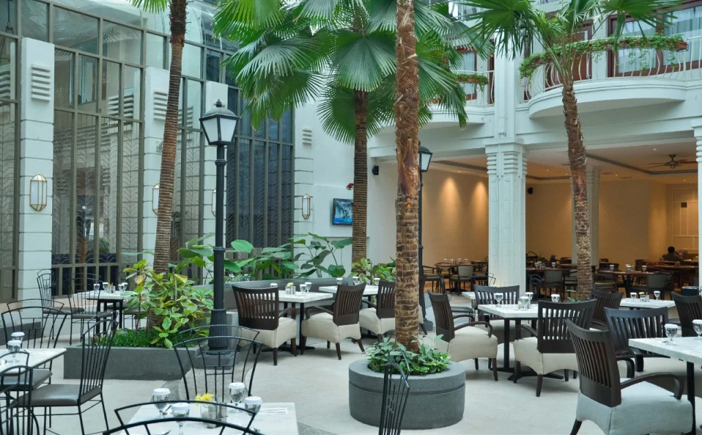 Hotel Savoy Homann