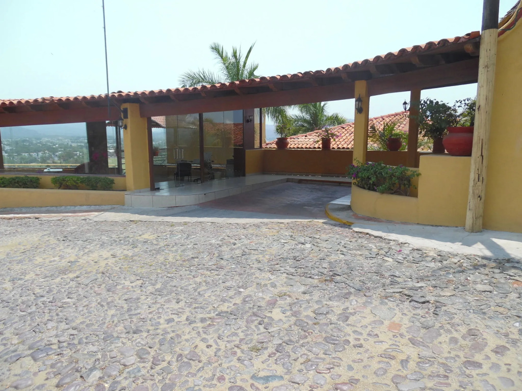 Hotel Plaza Tucanes