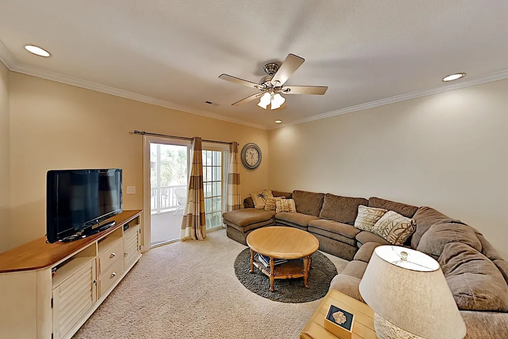 Sun-Soaked Beach Townhome w/ Sparkling Pool townhouse