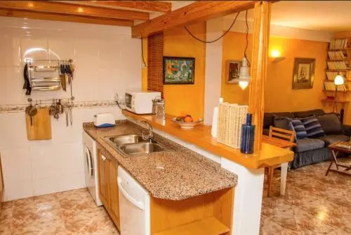 Apartment in Denia, 100 M From the Sea, Beach las Marinas. Wifi