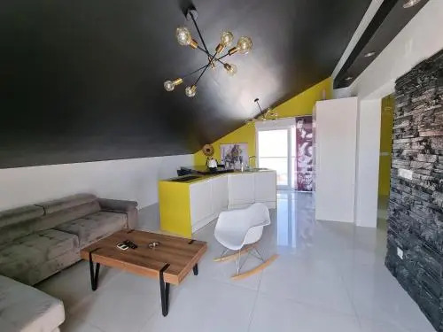 Villa Ave