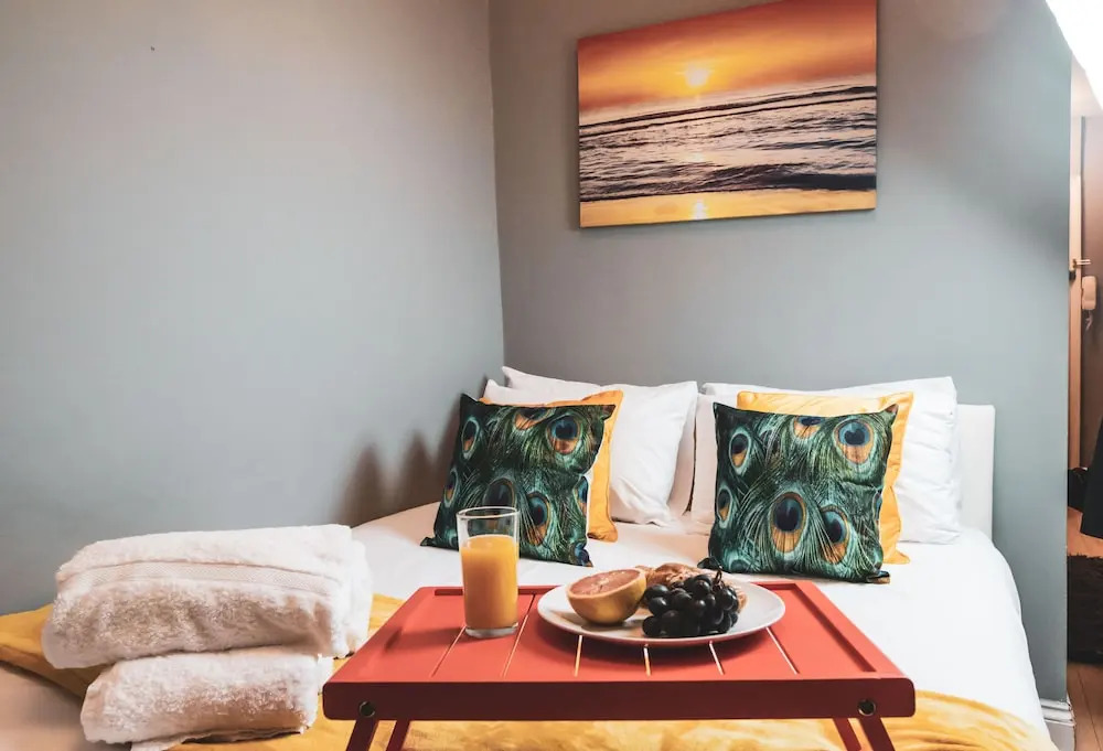 Novelty Suites