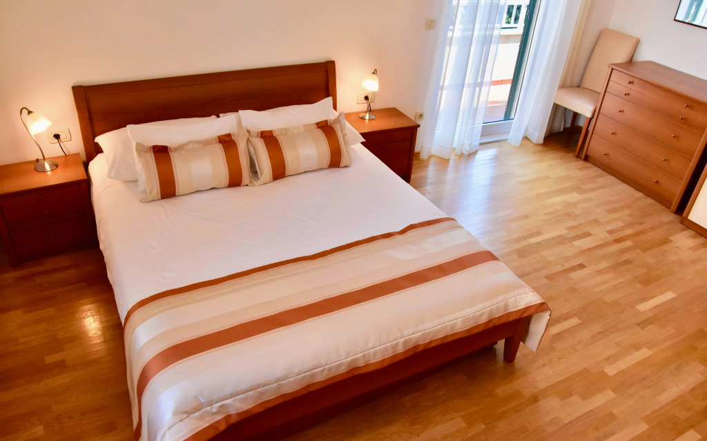 Pervanovo Apartments with Free Parking
