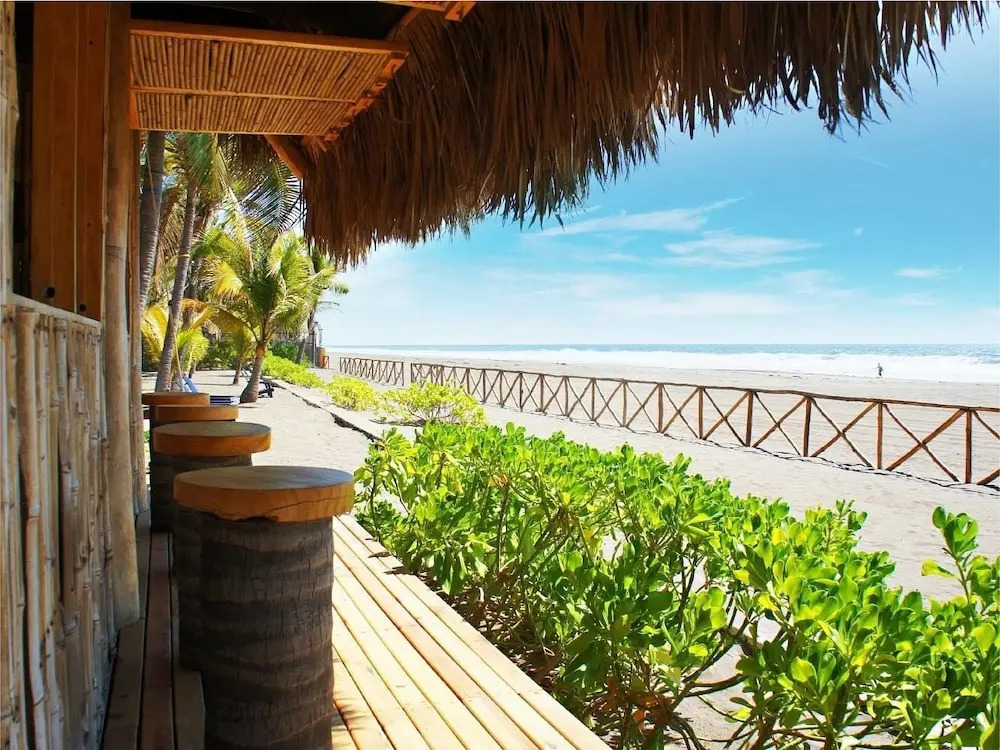 La Cocotera Resort & Ecolodge