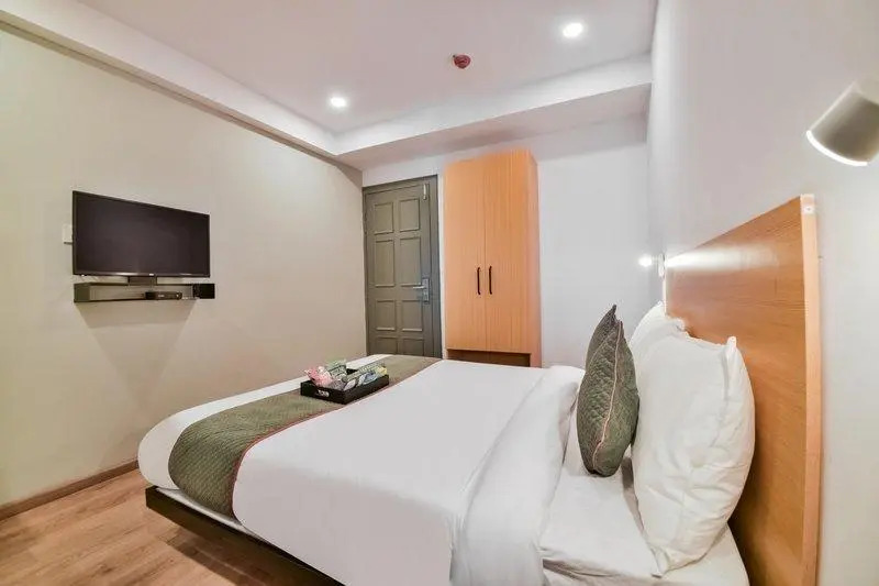 OYO Townhouse 323 Sector 9 Hiran Magri
